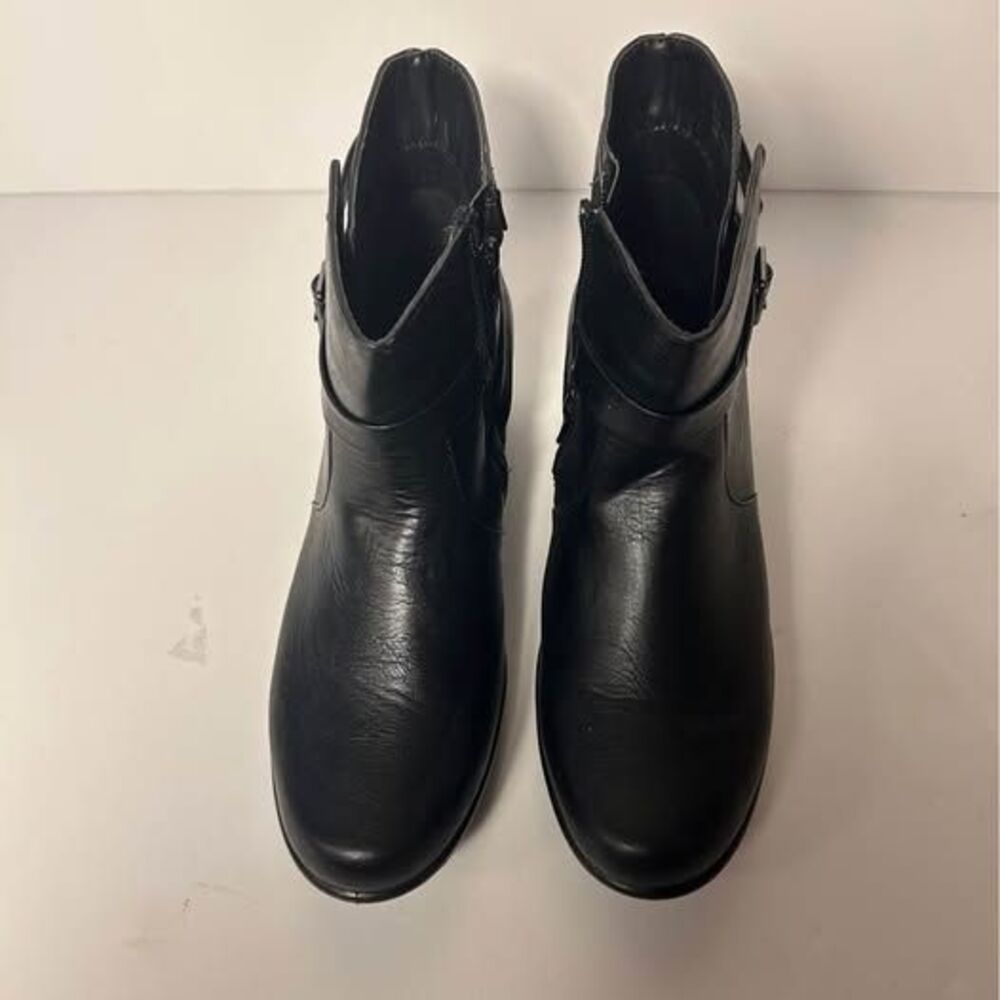 Easy Street Black Ankle Boots Women’s US Size 9M EUC